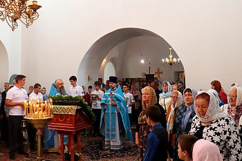 Фото 10 августа 2019 года в храме в честь Рождества Христова в селе Красное отметили 25-летие возрождения храма