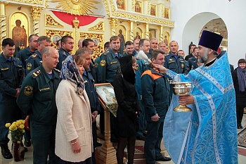 Фото 17 августа в Красносельском храме состоялся молебен о здравии бойцов МЧС
