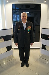 Фото Специалисту по контрольно-пропускному режиму награжден медалью «30 лет вывода советских войск из Афганистана»