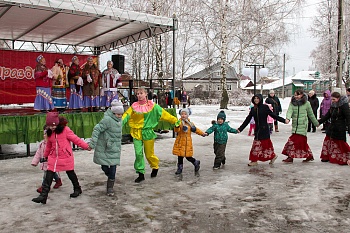 Фото Масленичные гуляния прошли в Красном