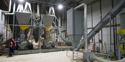 Производство гранул химических удобрений на заводе «Доза-Гран» в Ростовской области