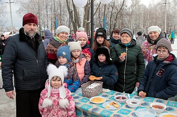 Фото Масленичные гуляния прошли в Красном