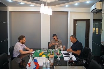 Фото Состоялась встреча с представителями химического производства в Ростовской области